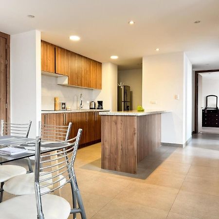 Urban Getaway With City View With Garage Куэнка Экстерьер фото